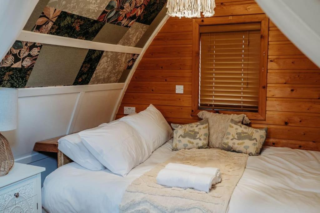 Callington Robin Nest - Cosy Shepherd'S Hut Hideaway מראה חיצוני תמונה