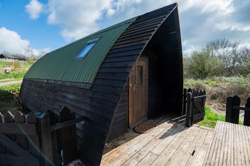 Callington Robin Nest - Cosy Shepherd'S Hut Hideaway מראה חיצוני תמונה